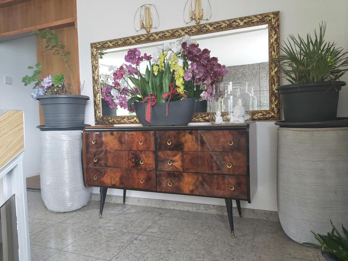 شقة Penthouse In ستشان المظهر الخارجي الصورة